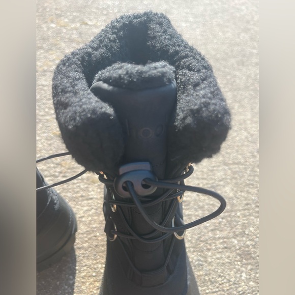 Chooka Women’s Winter Snow Boot - Size 7 - Black - Picture 7 of 9